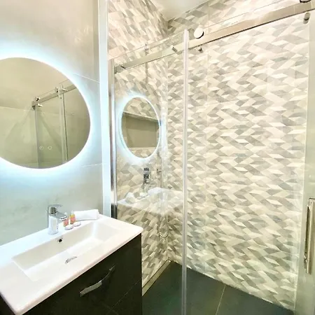 Maxim - Easy Apartment Nizza